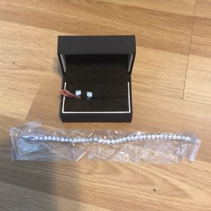 Earrings and bracelet - new